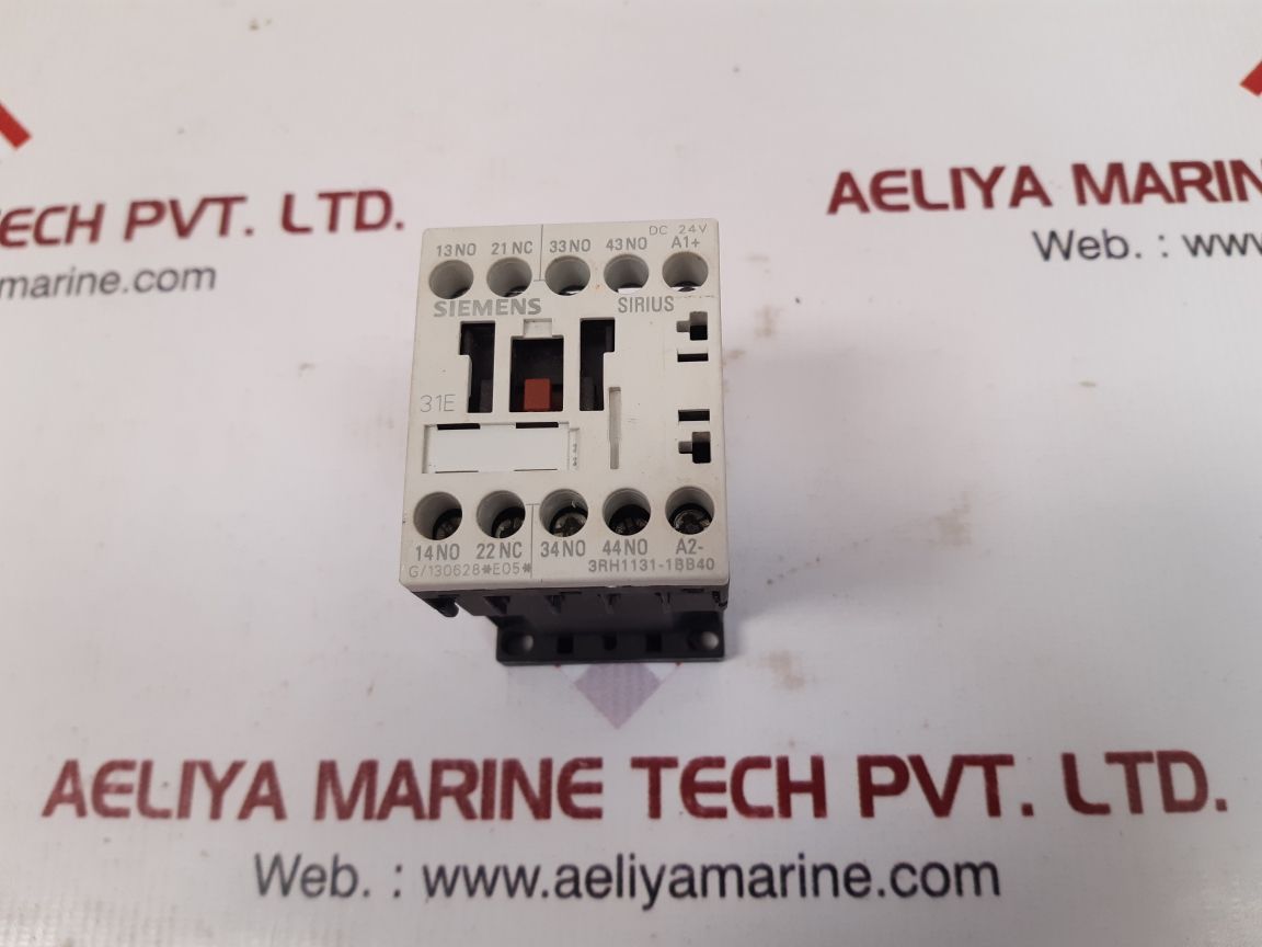 Siemens Sirius 3Rh1131-1Bb40 Contactor Relay 10A 240V Ac - Image 2