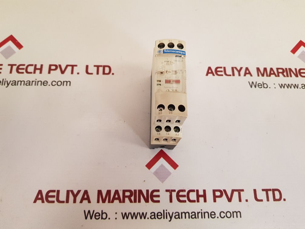 Telemecanique Schneider Electric Rm4 La32F Liquid Level Control Relay - Image 2