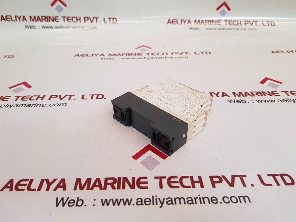 Telemecanique Schneider Electric Rm4 La32F Liquid Level Control Relay - Image 5