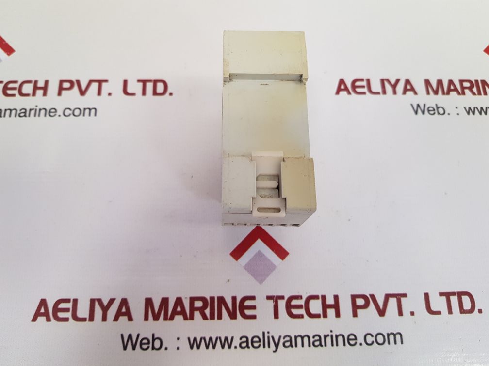 Carlo Gavazzi Dmb71Dm24 Multifunction Timer 24-240 Vac 50-60Hz Ip 20 - Image 3