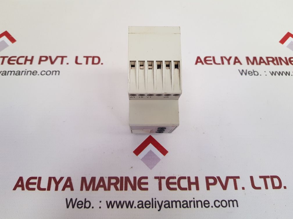 Carlo Gavazzi Dmb71Dm24 Multifunction Timer 24-240 Vac 50-60Hz Ip 20 - Image 4