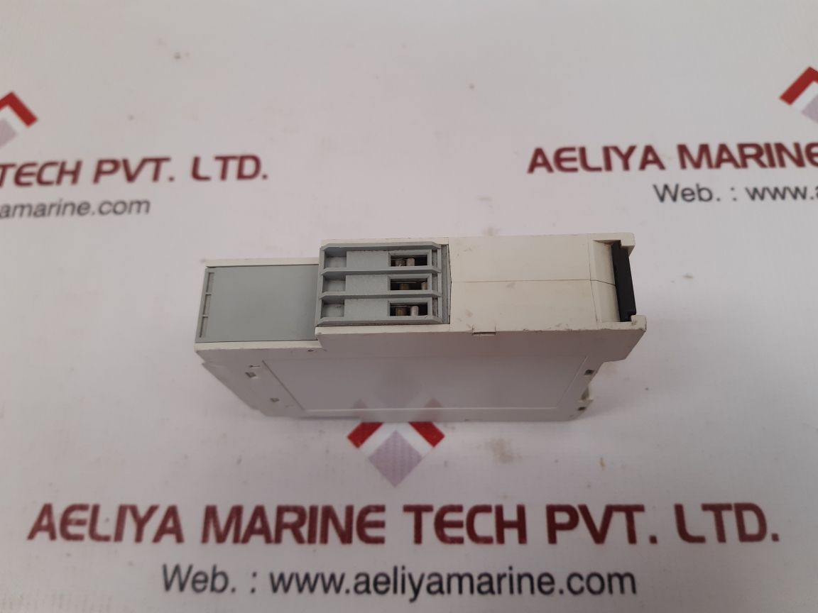 Carlo Gavazzi Dib01Cb235A Current Monitoring Level Relay 115/230 Vac - Image 4