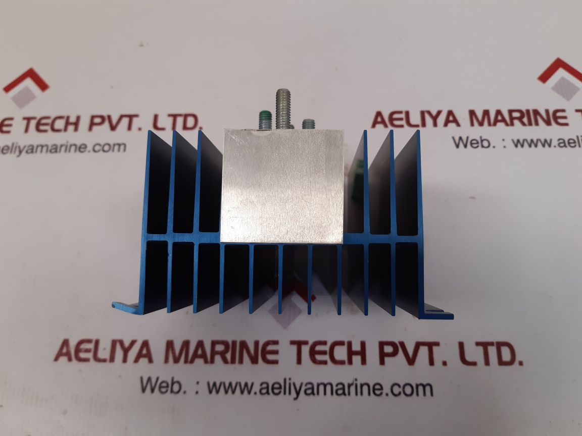 Mastervolt 702Rmt Multi Battery Isolator 6-50 Dc Volts - Image 3