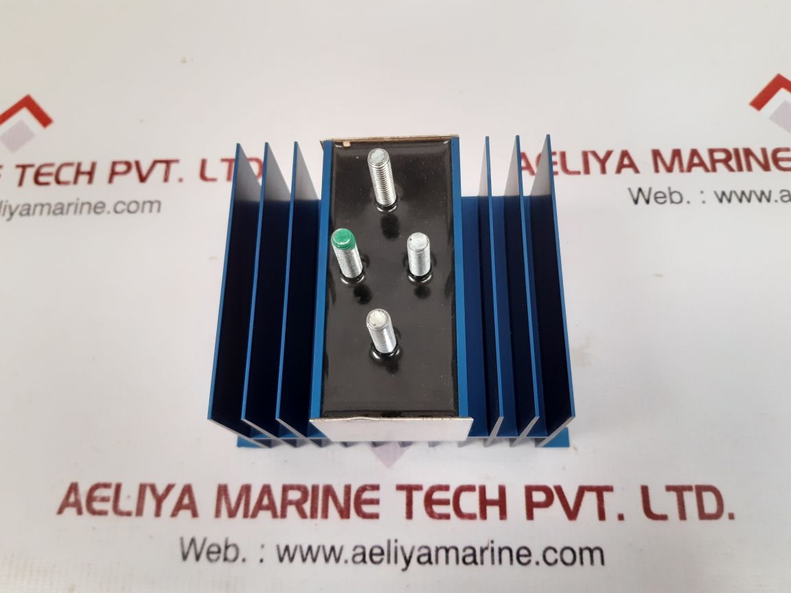 Mastervolt 702Rmt Multi Battery Isolator 6-50 Dc Volts - Image 4