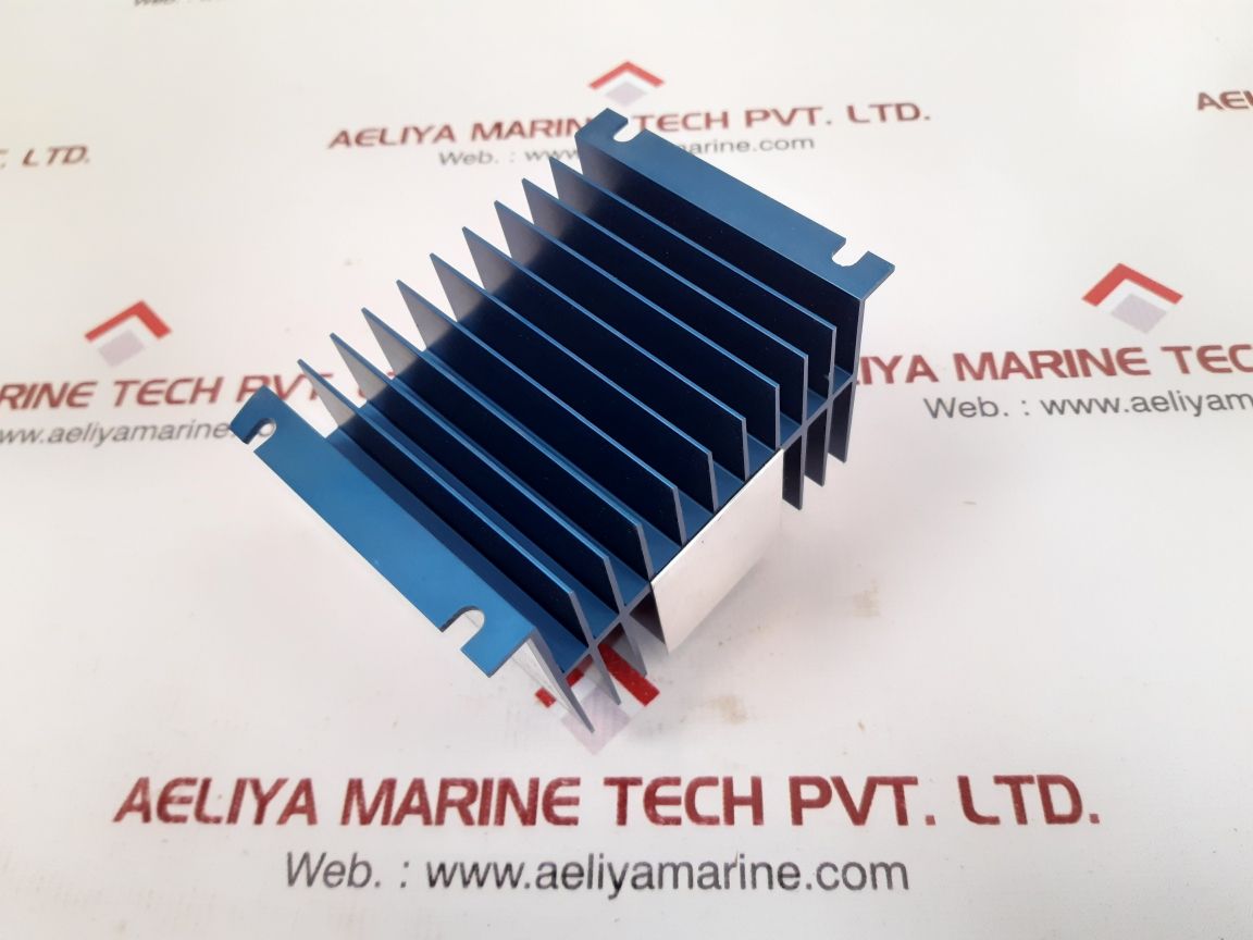 Mastervolt 702Rmt Multi Battery Isolator 6-50 Dc Volts - Image 5