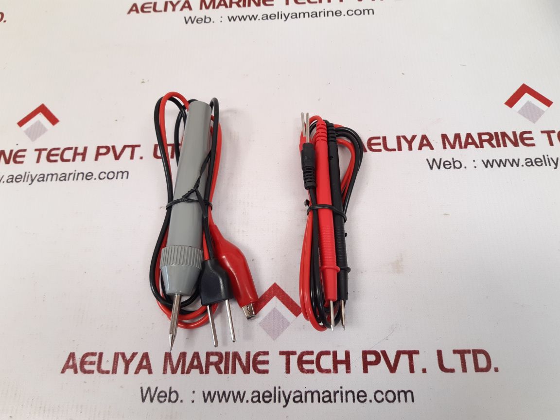 Yu Fong Yf-800 Ac Analog Clamp Meter Ac 600V - Image 8