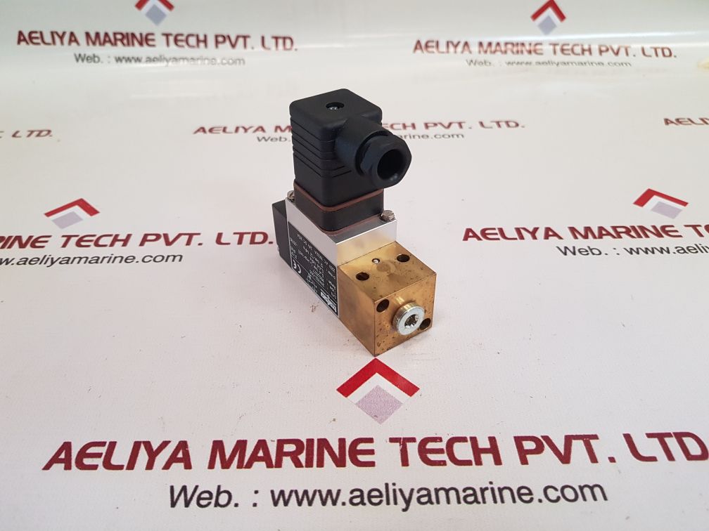 Trafag 9B0.2077 Pressure Switch Ip65, 0..6 Bar 250V Ac 10A - Image 5