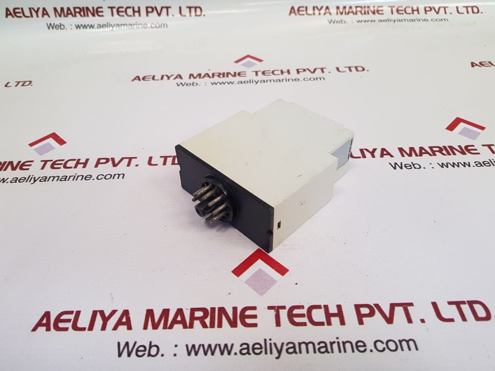 Carlo Gavazzi Pcb01Dm24 Asymmetrical Recycler Timer Ip20 - Image 6