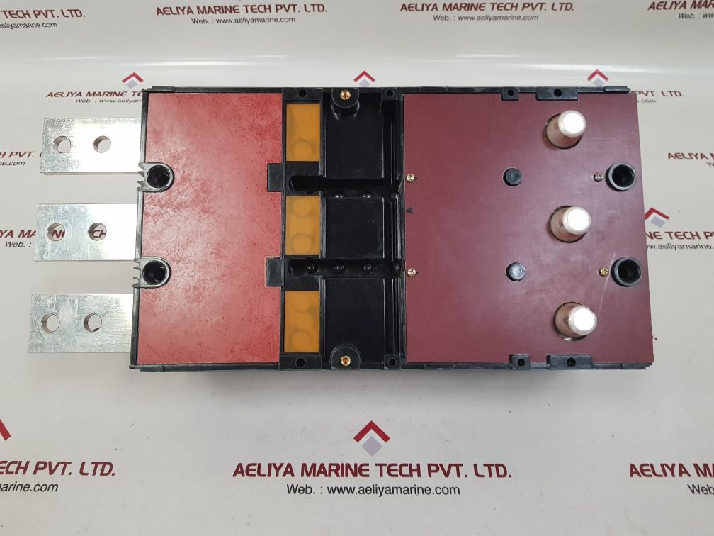 Terasaki Tl-600F 3-pole Circuit Breaker 600A 690V 60Hz - Image 6