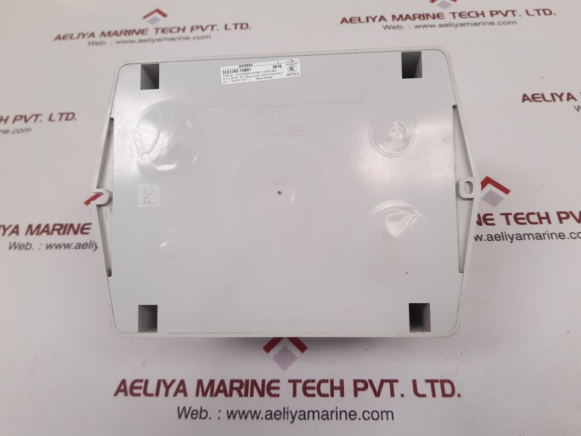 Siemens 3Ld2265-7Ub01 Changeover Switch 32A 690V - Image 2