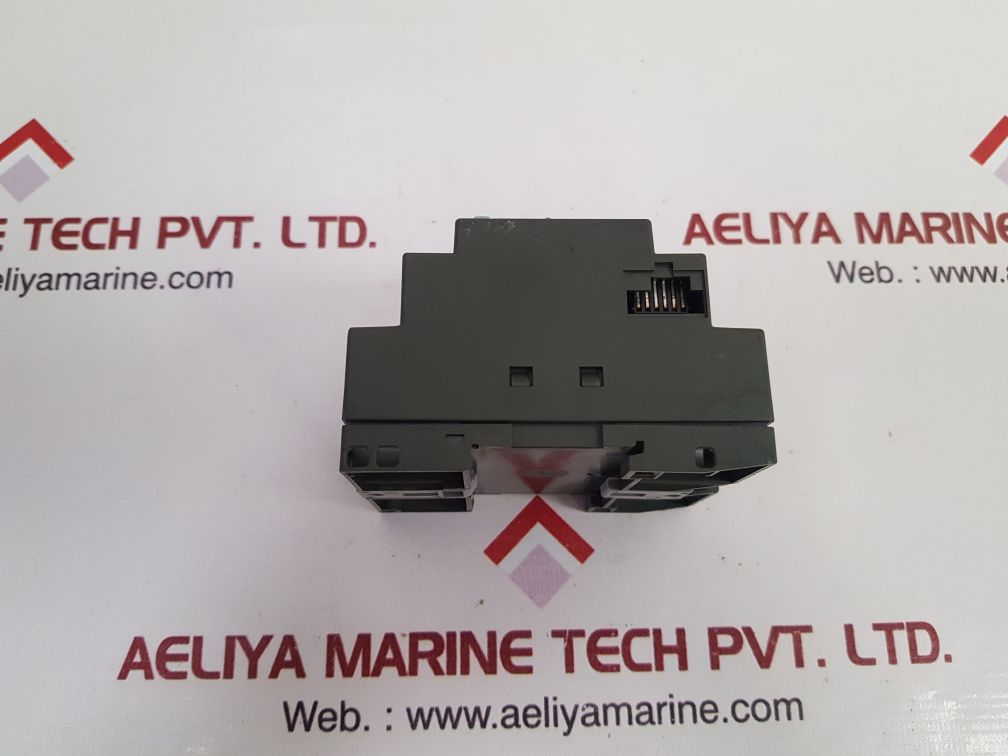 Siemens 6Ed1 052-1Md00-0Ba5 Logic Module 10A 240V - Image 4