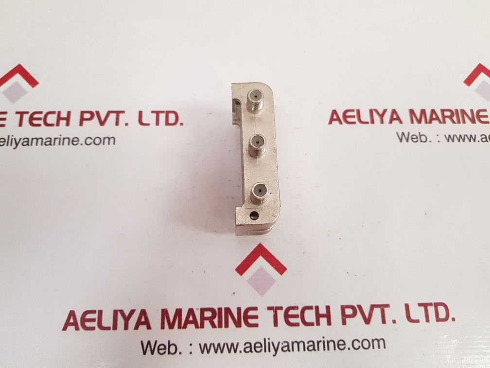 Power Pass Cs-104 Hp 4-way Splitter - Image 4