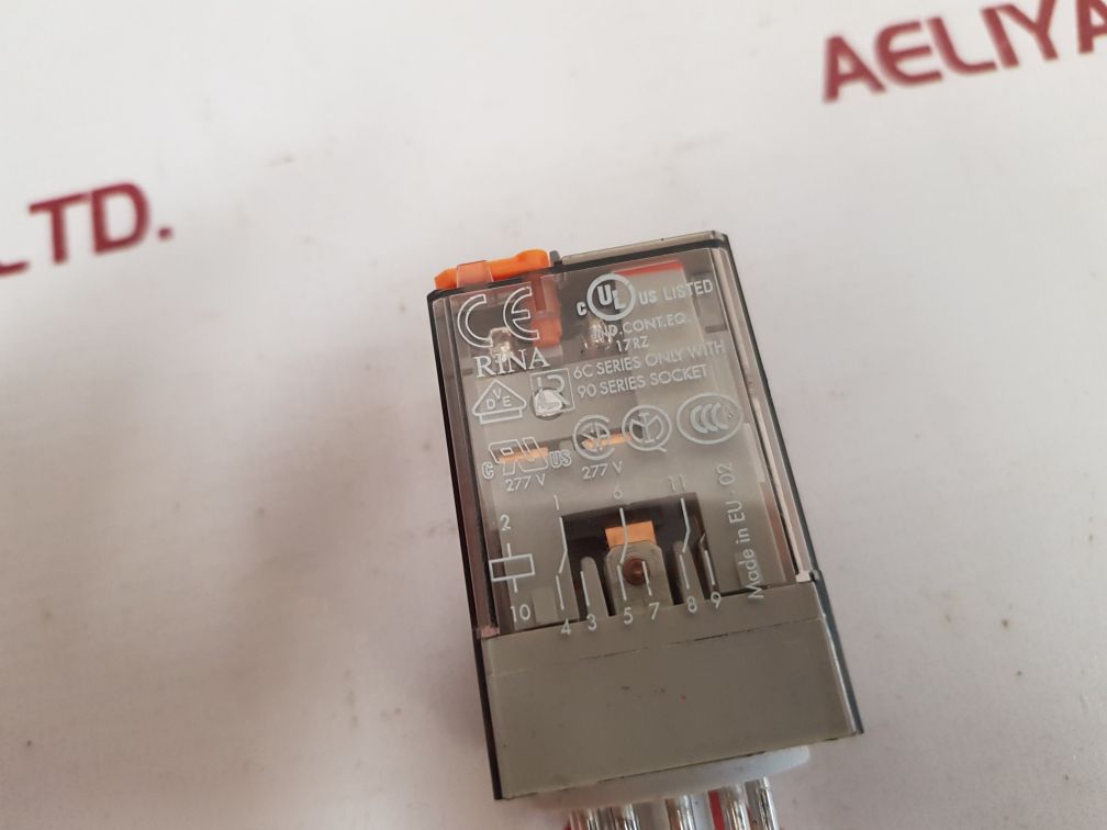 Finder 60.13.8.110.0040 Relay 10A 250V - Image 6