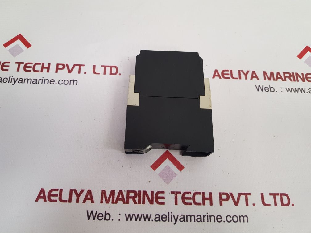 Telemecanique Re4 Cv1 1Bu Timer Relay 0.05S ? 300H 50/60 Hz - Image 2