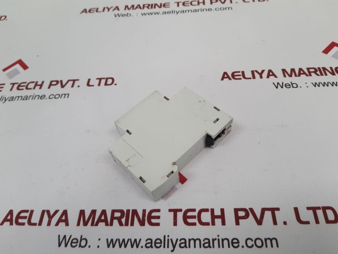 Crouzet Mar1 88 826 115 Time Delay Relay 0,1S-100H 50-60Hz - Image 5