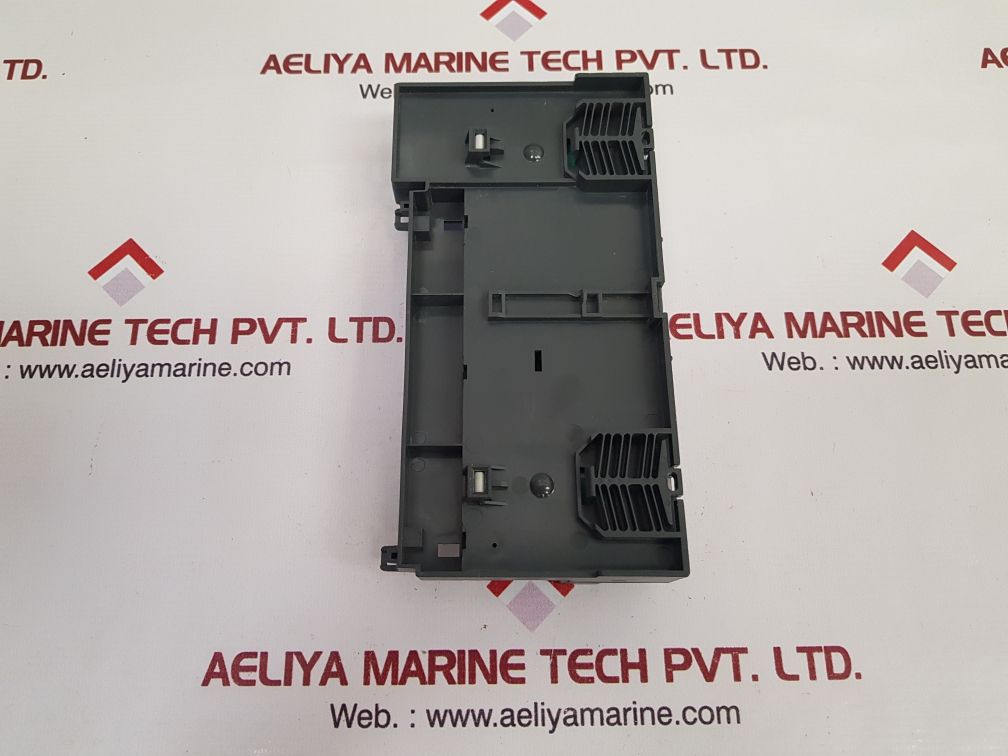 Siemens 6Es7 193-1Cl00-0Xa0 Terminal Block - Image 3