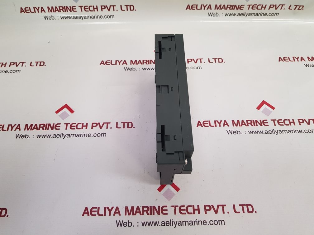 Siemens 6Es7 193-1Cl00-0Xa0 Terminal Block - Image 4