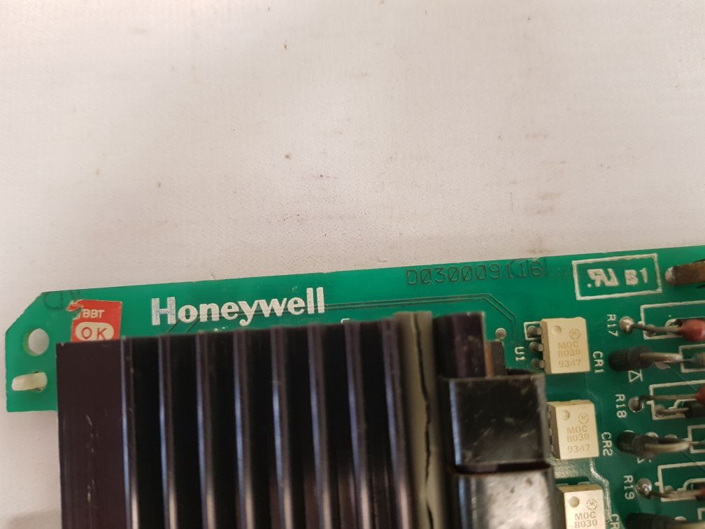 Tata Honeywell 621-6550R Output Module - Image 7
