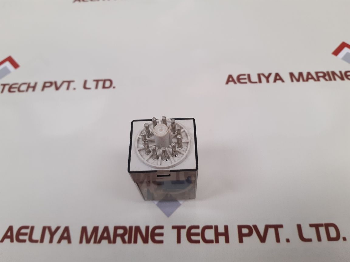 Finder 60.13.9.110.0040 Relay 110V Dc - Image 4