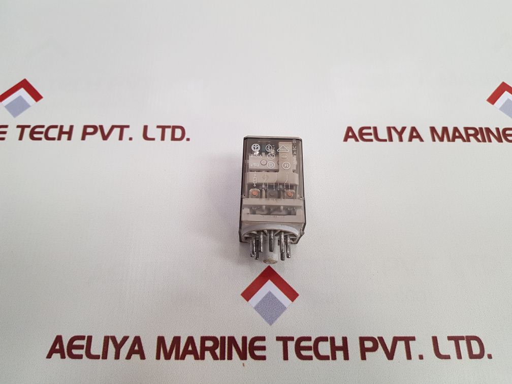 Finder 60.13 Relay 10A 250V - Image 3