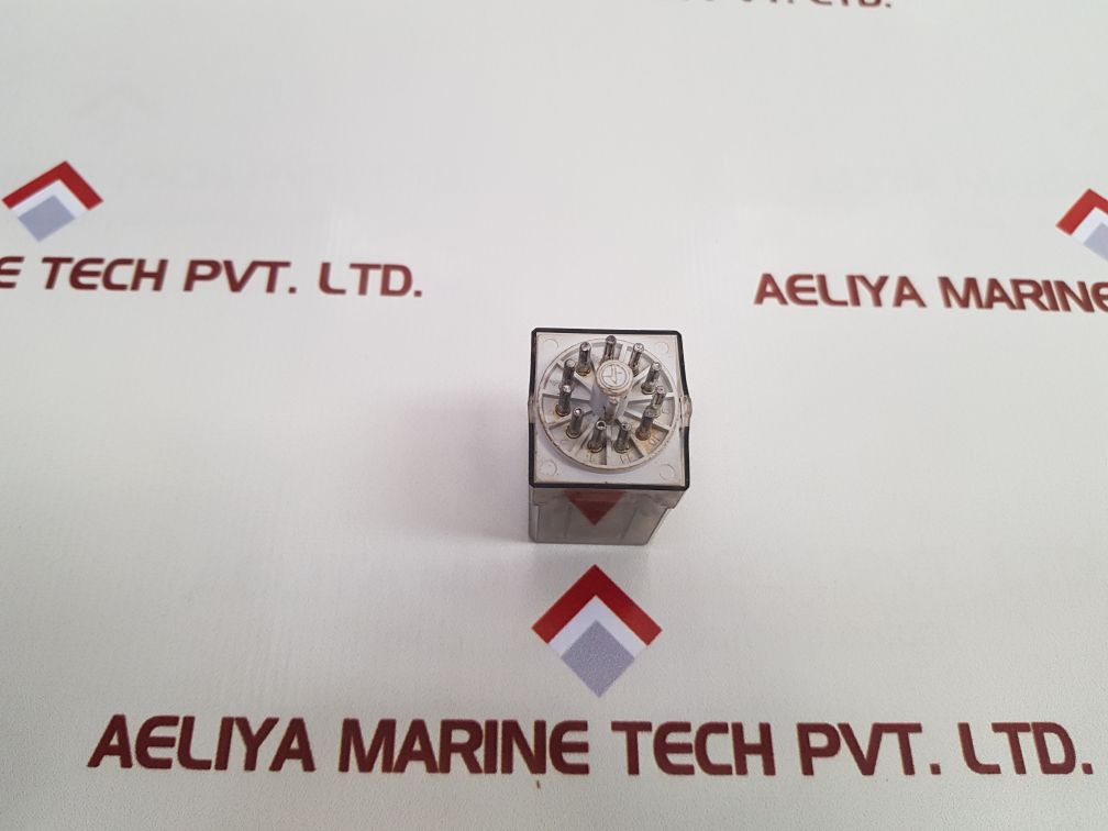 Finder 60.13 Relay 10A 250V - Image 4