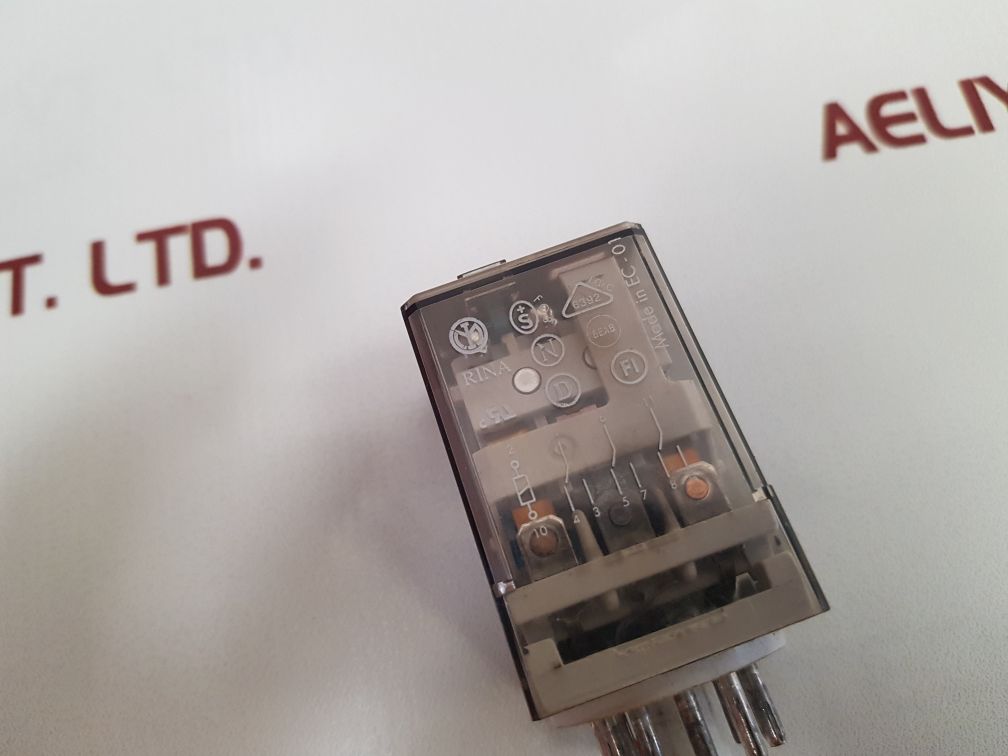 Finder 60.13 Relay 10A 250V - Image 6