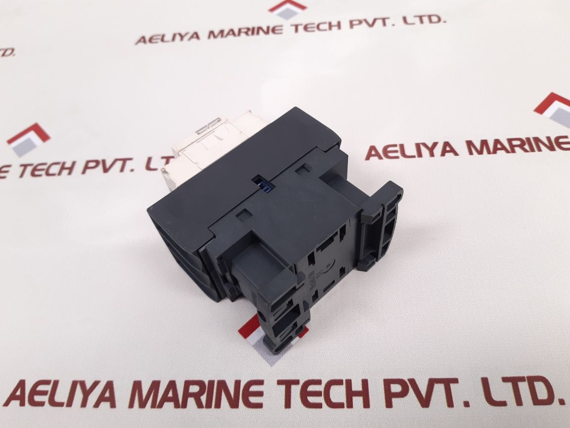 Schneider Electric Lc1D32 Contactor - Image 6