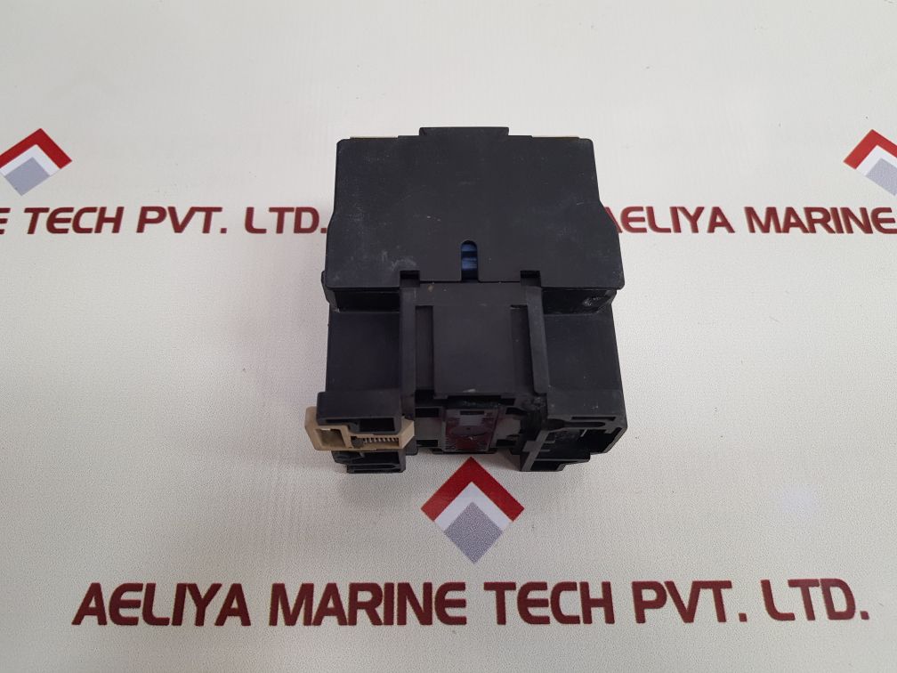 Telemecanique Lc1 D2510 Contactor - Image 3