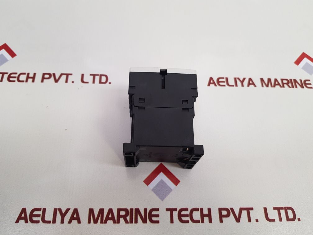 Siemens Sirius 3Rh1131-1Bb40 Auxiliary Contactor 10A 600V Ac - Image 4