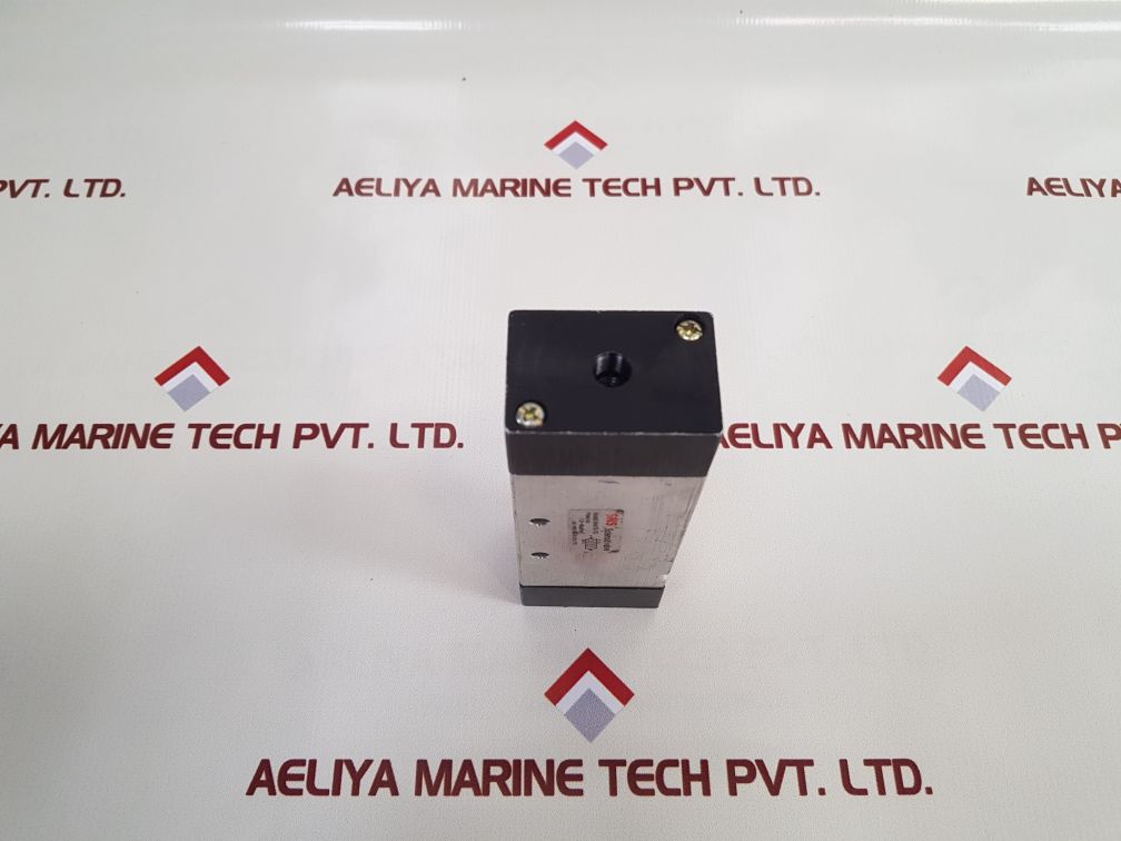 Sns Pneumatic 4A410-15 Solenoid Valve - Image 4