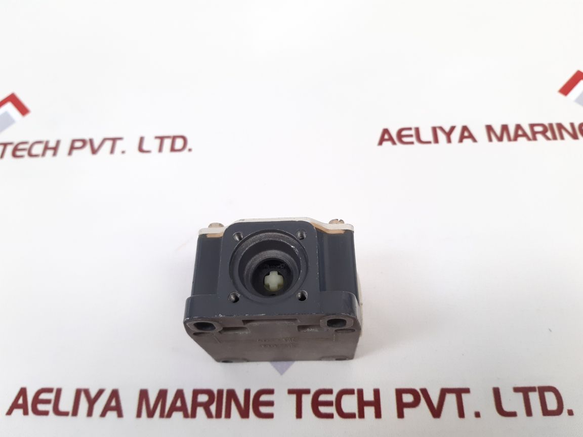 Siemens 3Se3 100-0E Limit Switch - Image 3