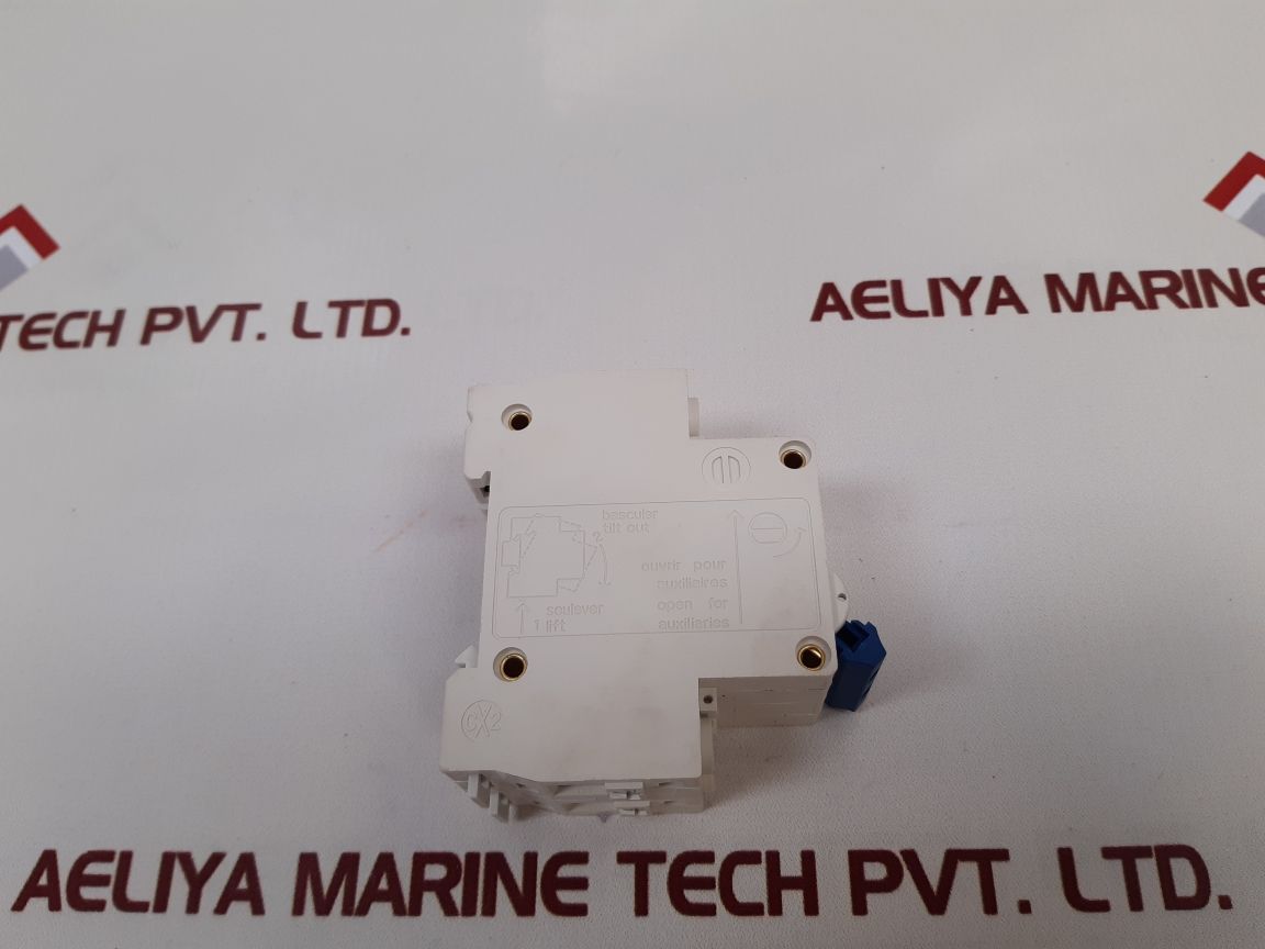 Dz47-63 B32 Circuit Breaker 400V~ - Image 4