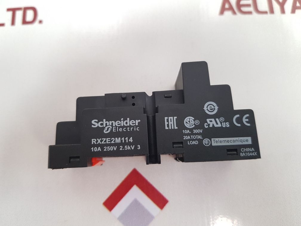 Telemecanique / Schneider Electric Rxze2M114 Relay Socket - Image 7
