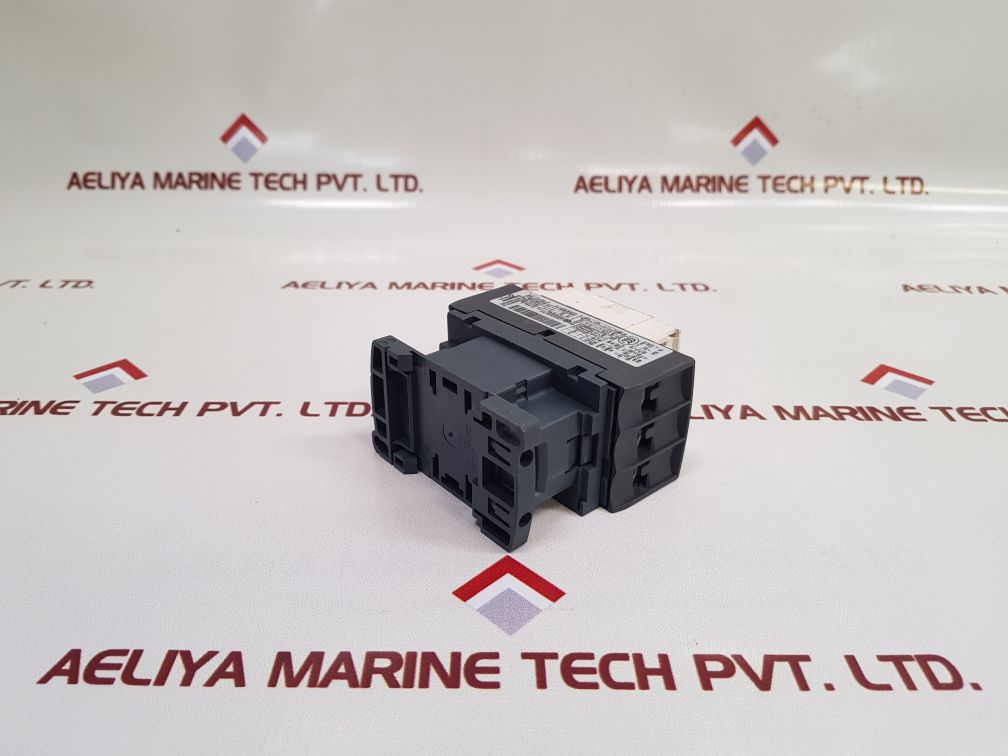 Telemecanique/Schneider Electric Lc1D32 Contactor Used - Image 5