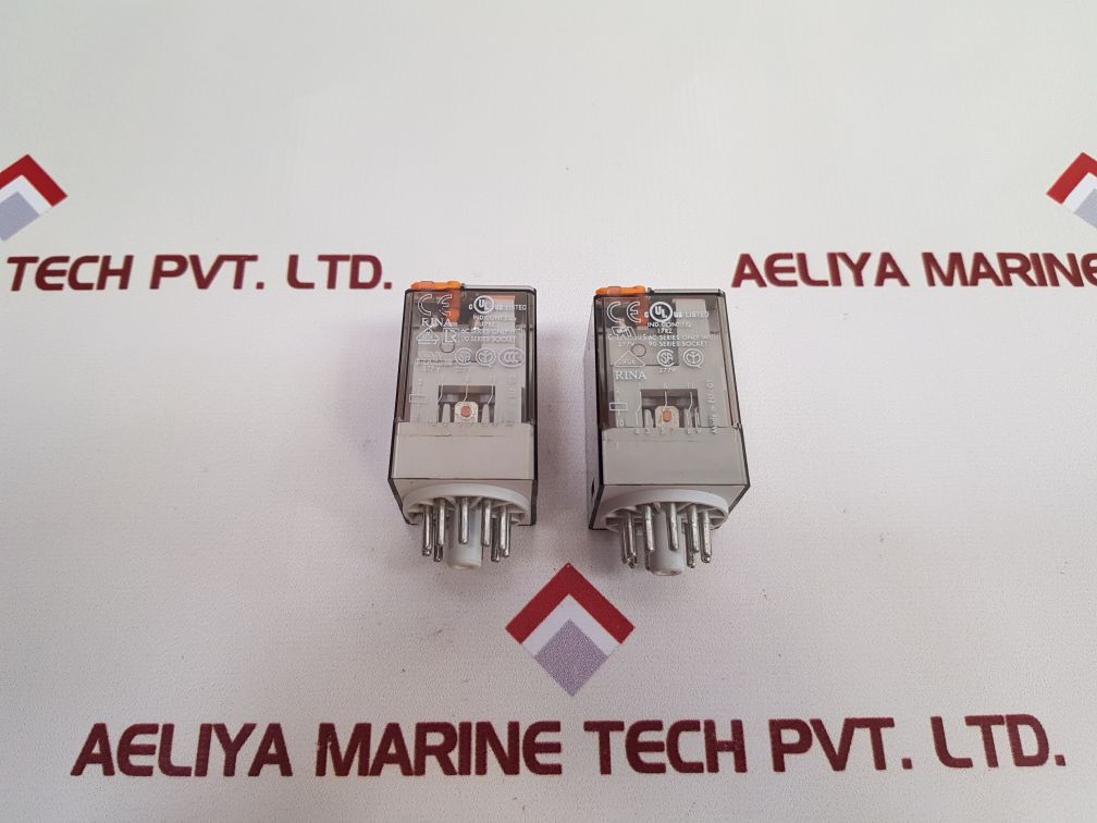 Finder 60.13.8.024.0040 Relay 10A 250V - Image 2