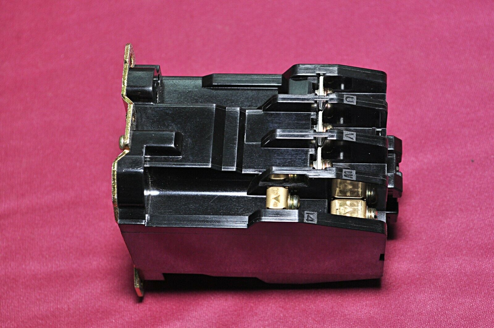Togami clk-25hk20-p4 magnetic contactor - Image 4