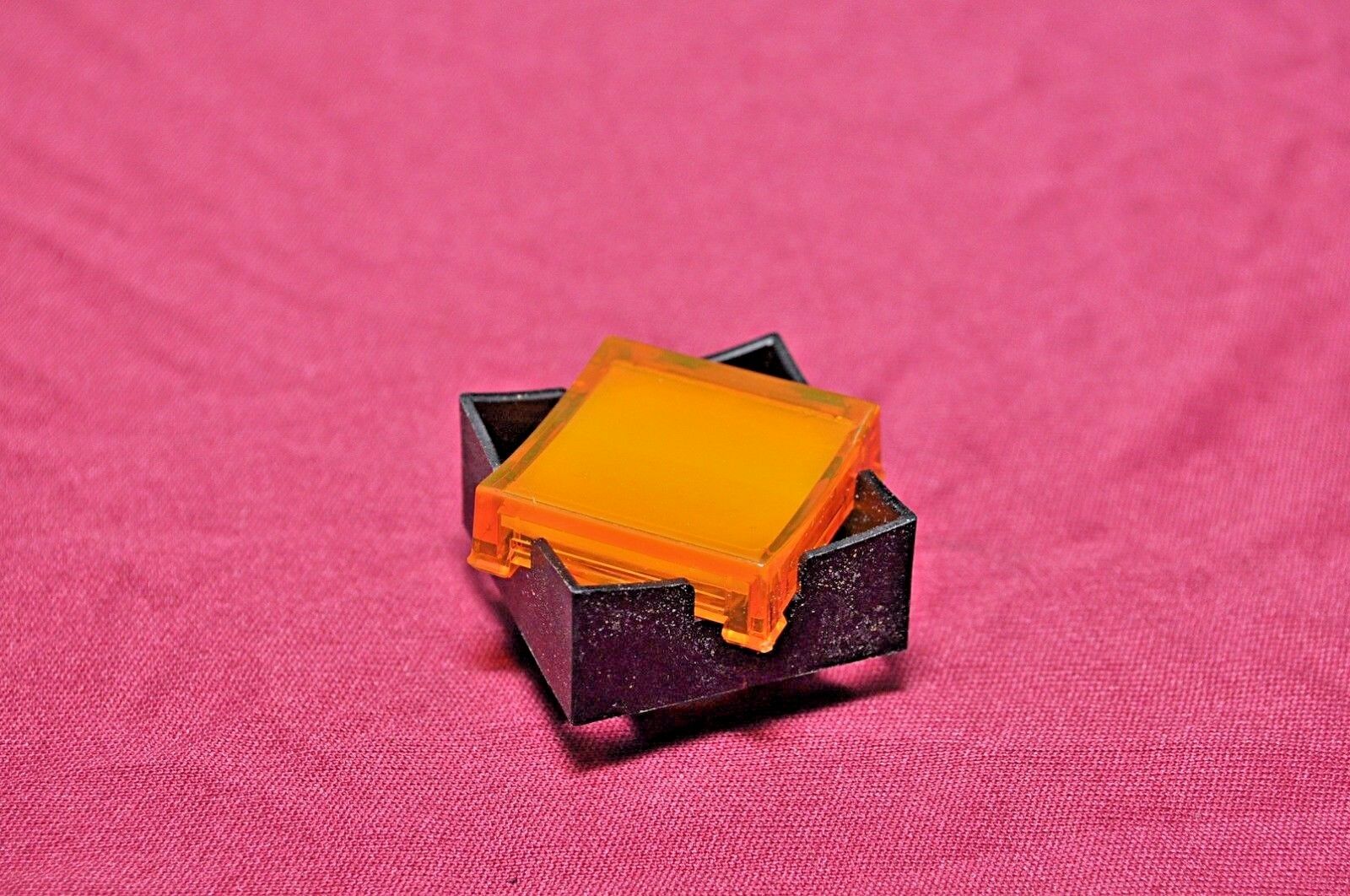 Telemecanique xbfg 175 yellow lens pushbutton - Image 2