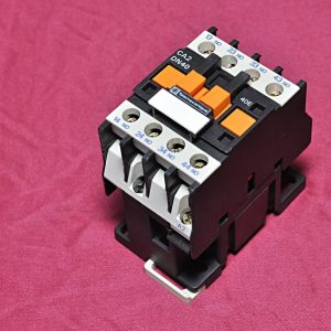 Telemecanique Ca2 Dn40M7 Control Relay 10A 750V