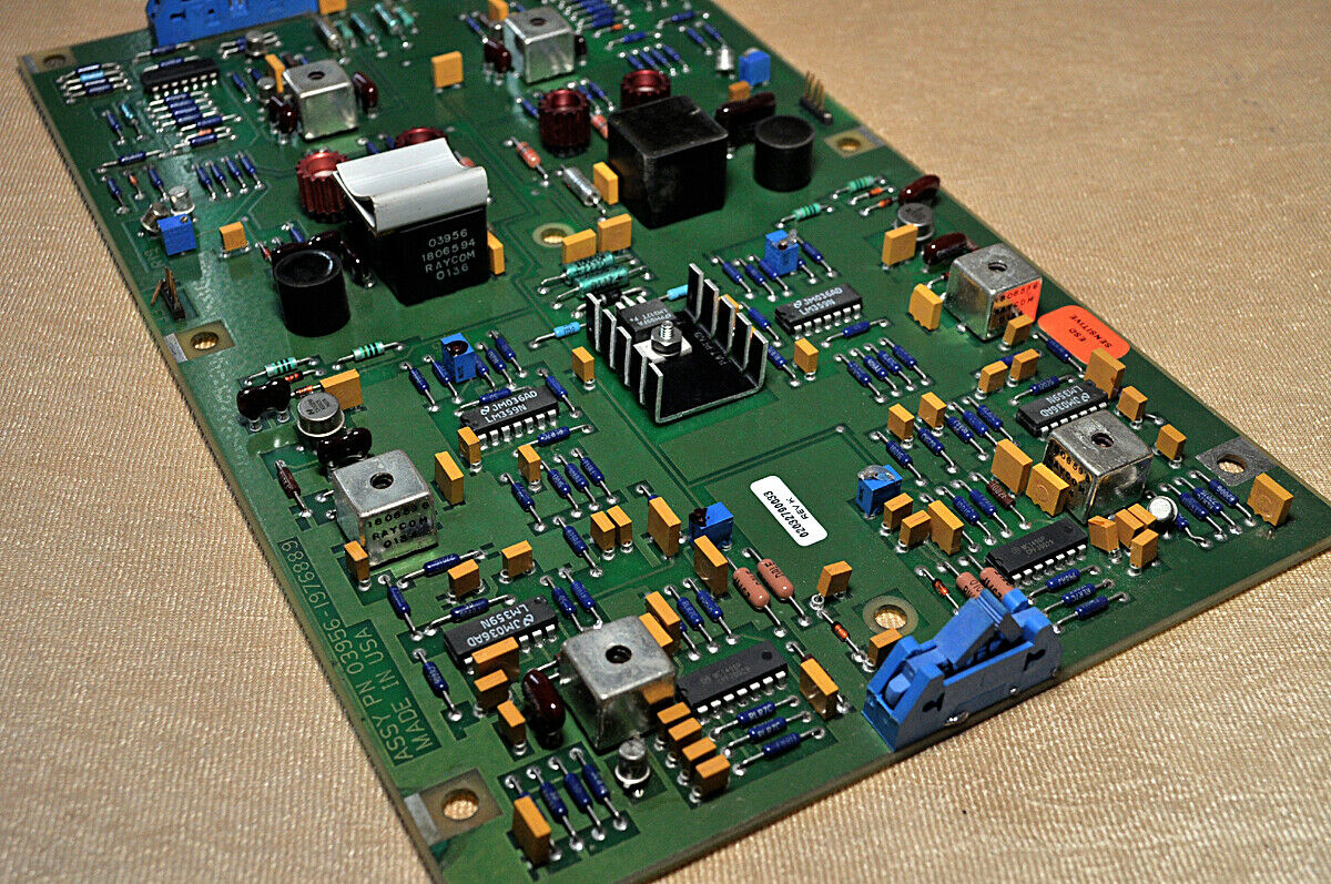 03956-1976889 Printed Circuit Board - Image 3