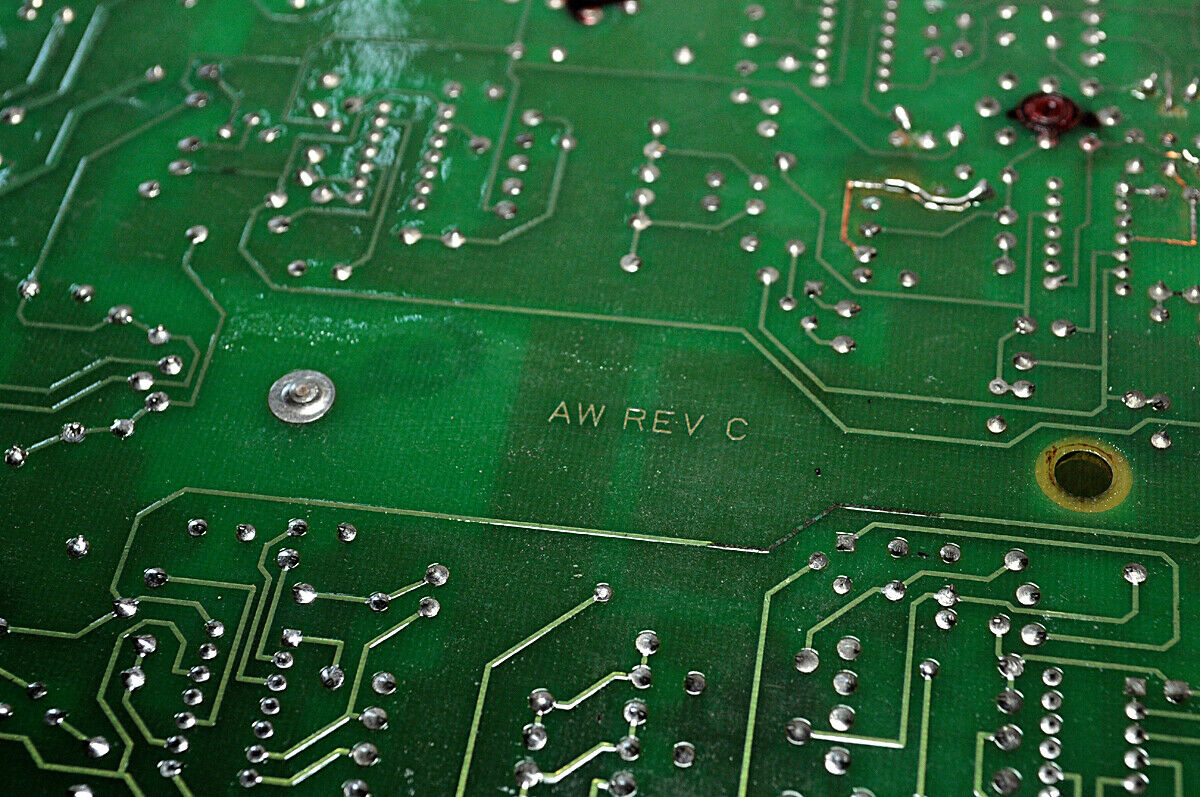 03956-1976889 Printed Circuit Board - Image 8