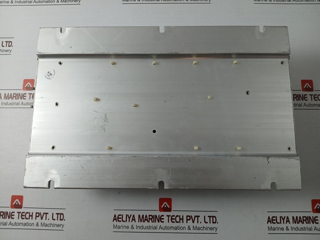 Charles 24305ei Marine Electronic Battery Charger 24 V - Image 4