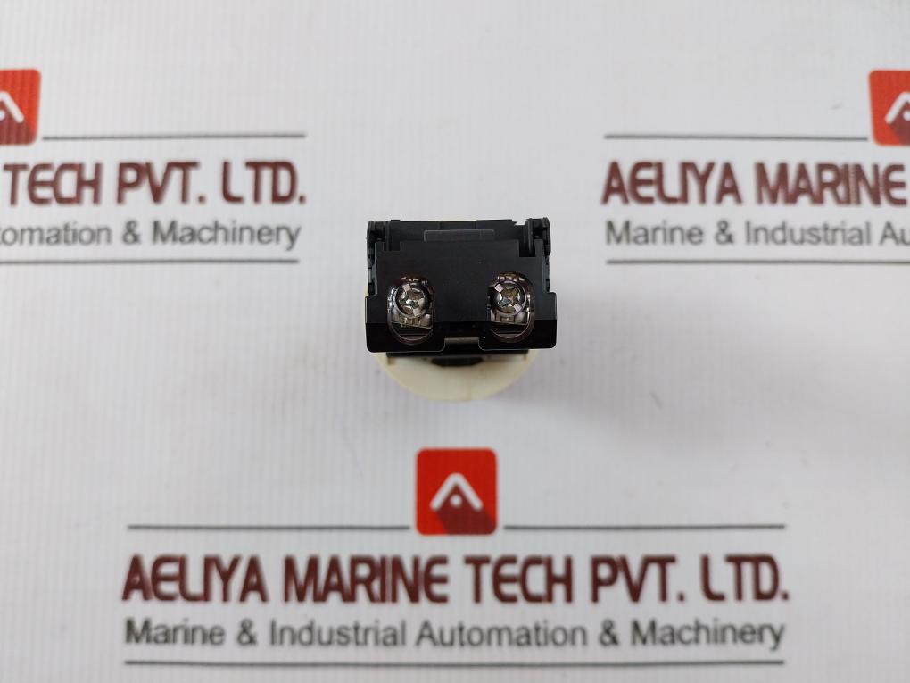 Fuji Electric Dr30k0l Pilot Green Light 30v - Image 4