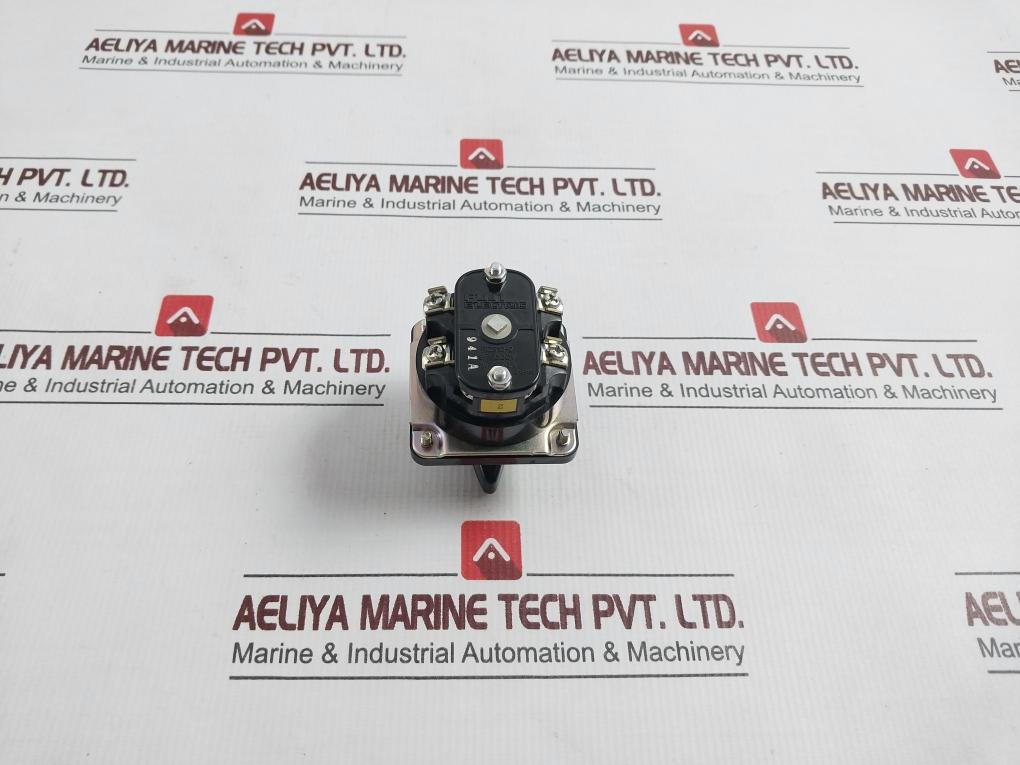 Fuji Electric Rc310-2 Cam-Type Control Selector Switche 600v - Image 4