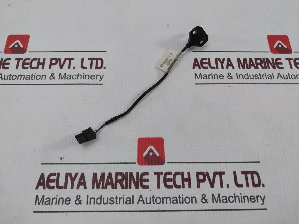 Omron Eesx771-5 Switch Optical Slotted Robothomey Photomicrosensor - Image 3