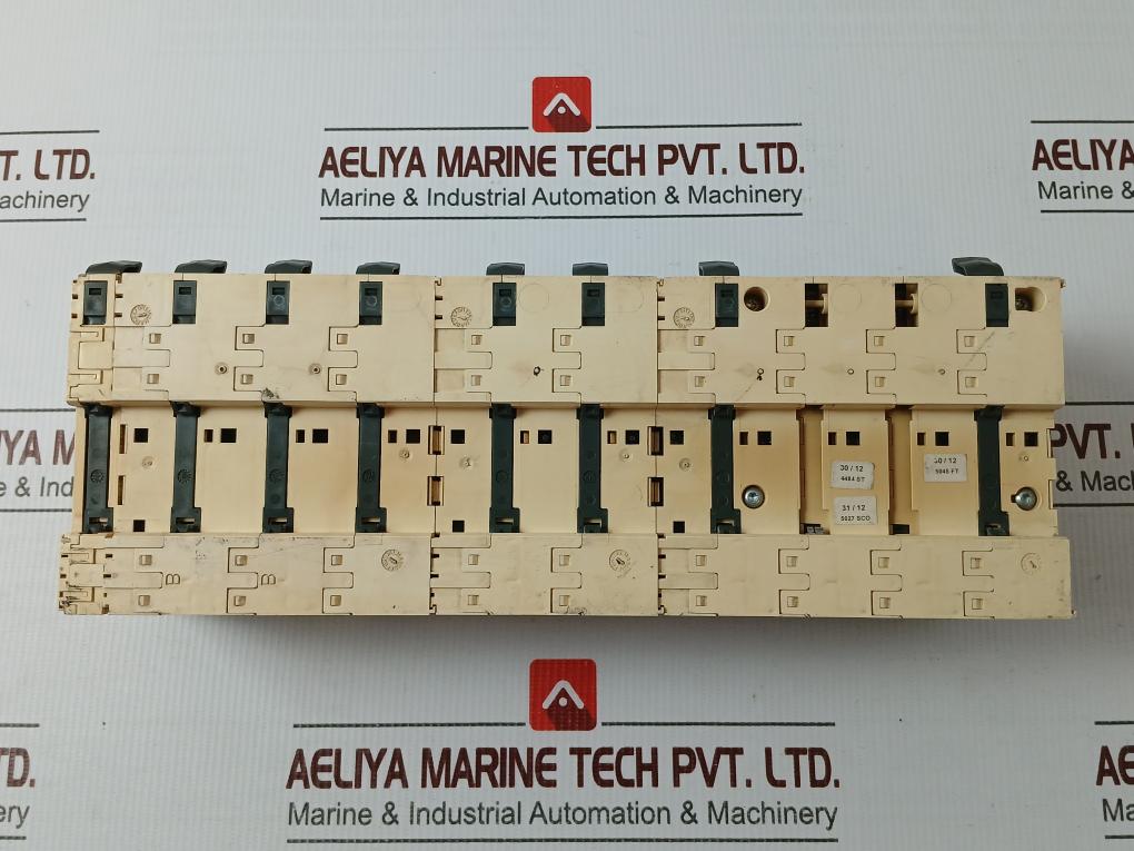 Schneider Electric Tm258lf42dr Logic Controller - Image 4