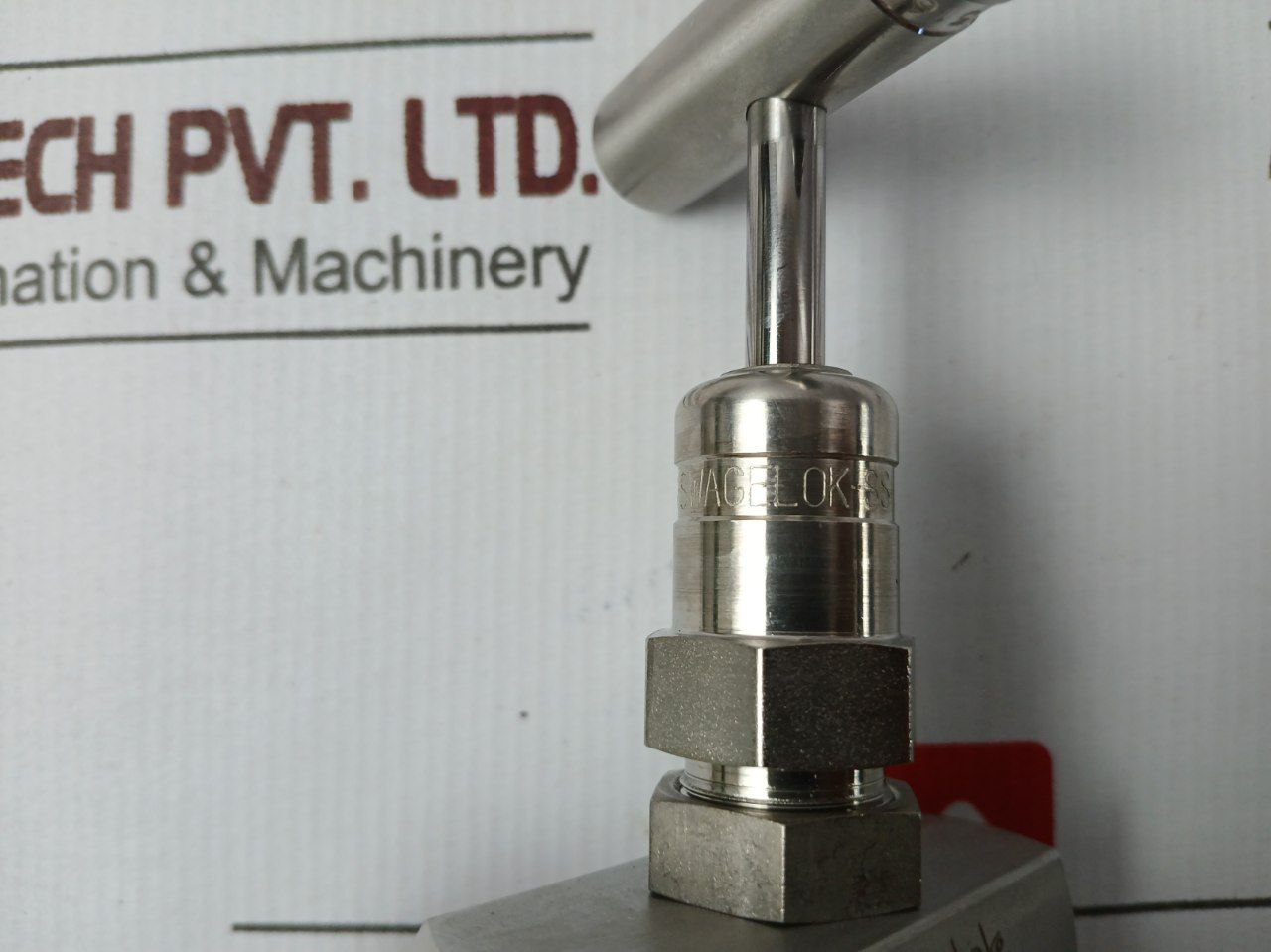 Swagelok Ss-5pdms8 Stainless Steel Rising Plug Screwed-Bonnet Needle Valve - Image 9