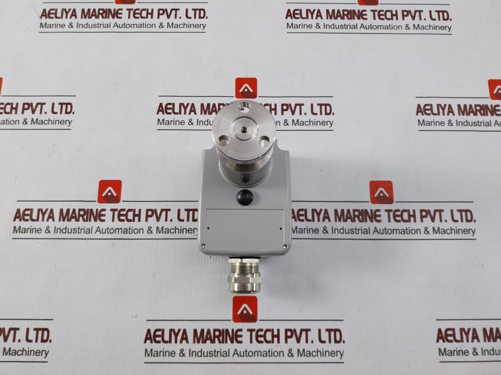 Trafag 8736.20.2200.N1 Gas Density Monitor - Image 4