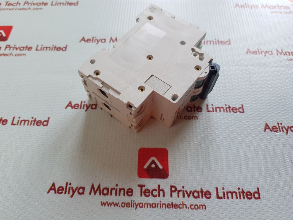 Merlin Gerin Multi 9 C60Hc C20 Circuit Breaker 415V - Image 5