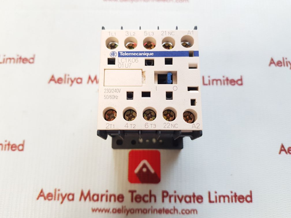 Telemecanique/Schneider Electric Lc1K0601U7 Contactor 20A 690V - Image 2