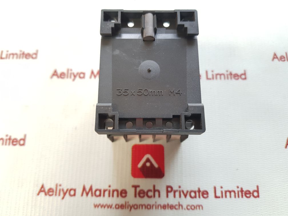 Telemecanique/Schneider Electric Lc1K0601U7 Contactor 20A 690V - Image 4